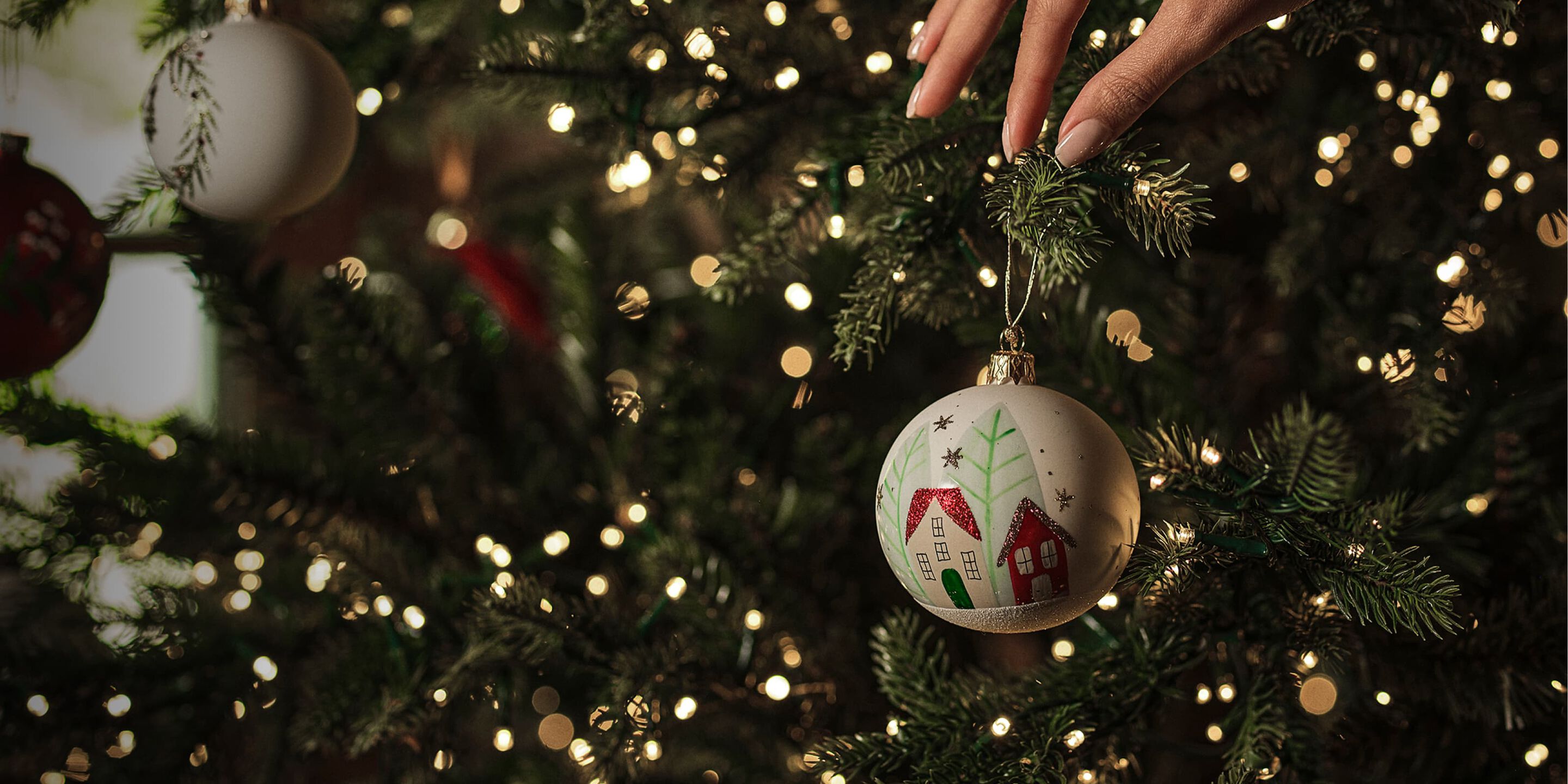 <font size="+3">At Christmas, anything goes. As long as it sparkles.</font size="+3">