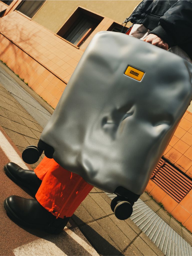 Crash baggage